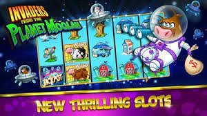 many88 Mobile App Card Games Android iOS ဖုန်းဖြင့် Baccarat ကစားနေသောမြင်ကွင်း